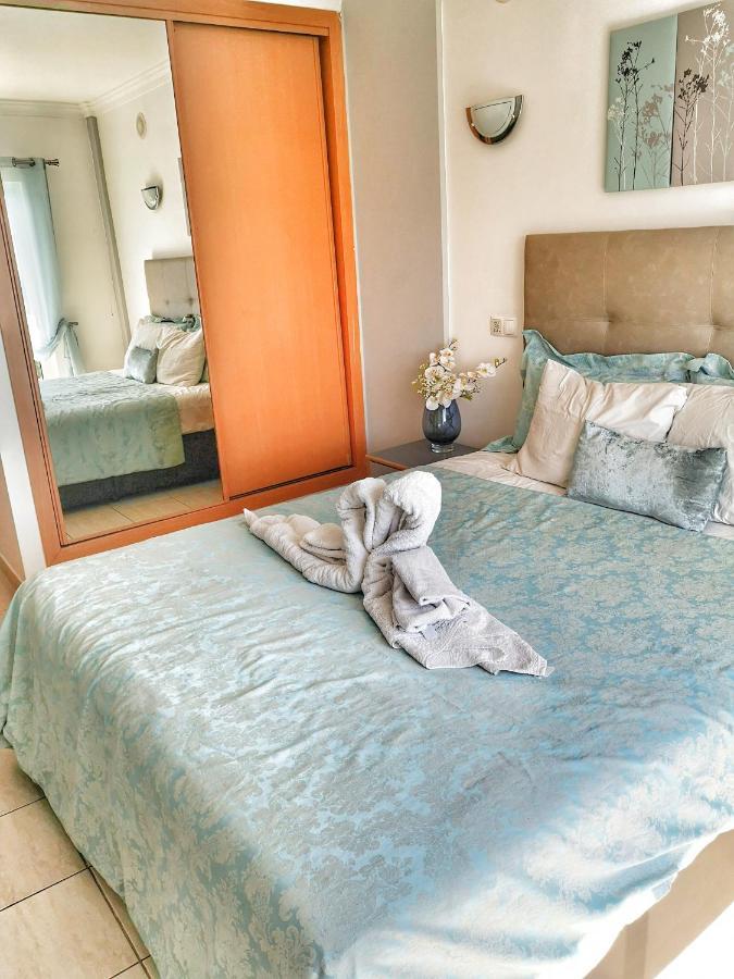 Penthouse With Sea View & Private Terrace Apartment Guia  Exterior photo