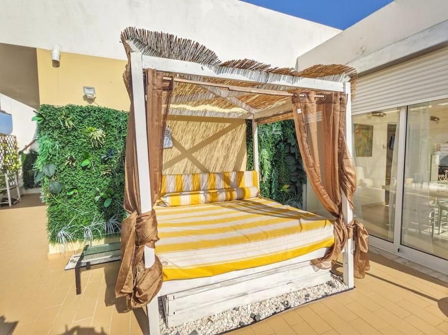 Penthouse With Sea View & Private Terrace Apartment Guia  Exterior photo